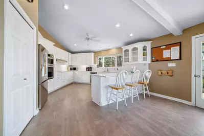 Round House Retreat on the Bay