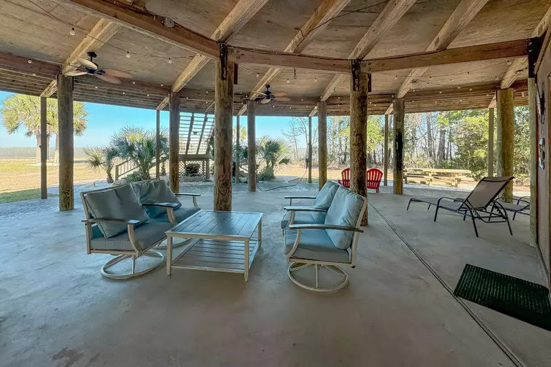 Round House Retreat on the Bay