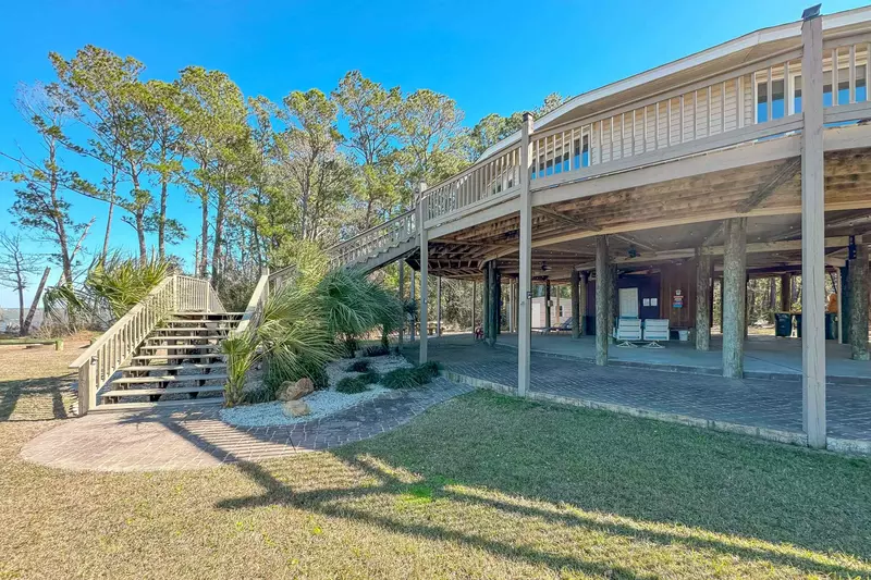 Round House Retreat on the Bay