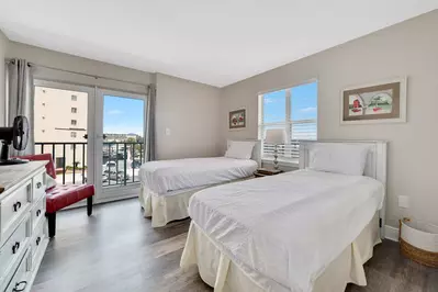 Surfside Shores 1306