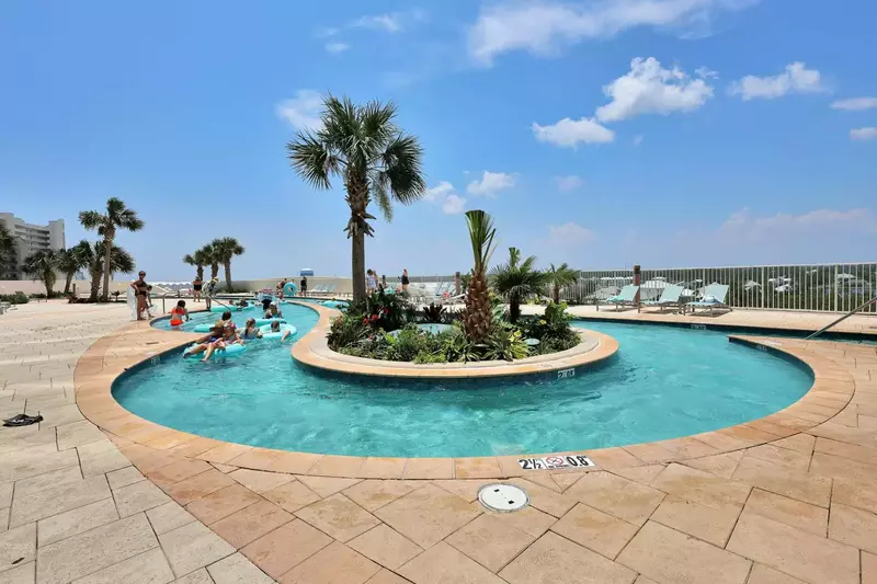 Turquoise Place D2001