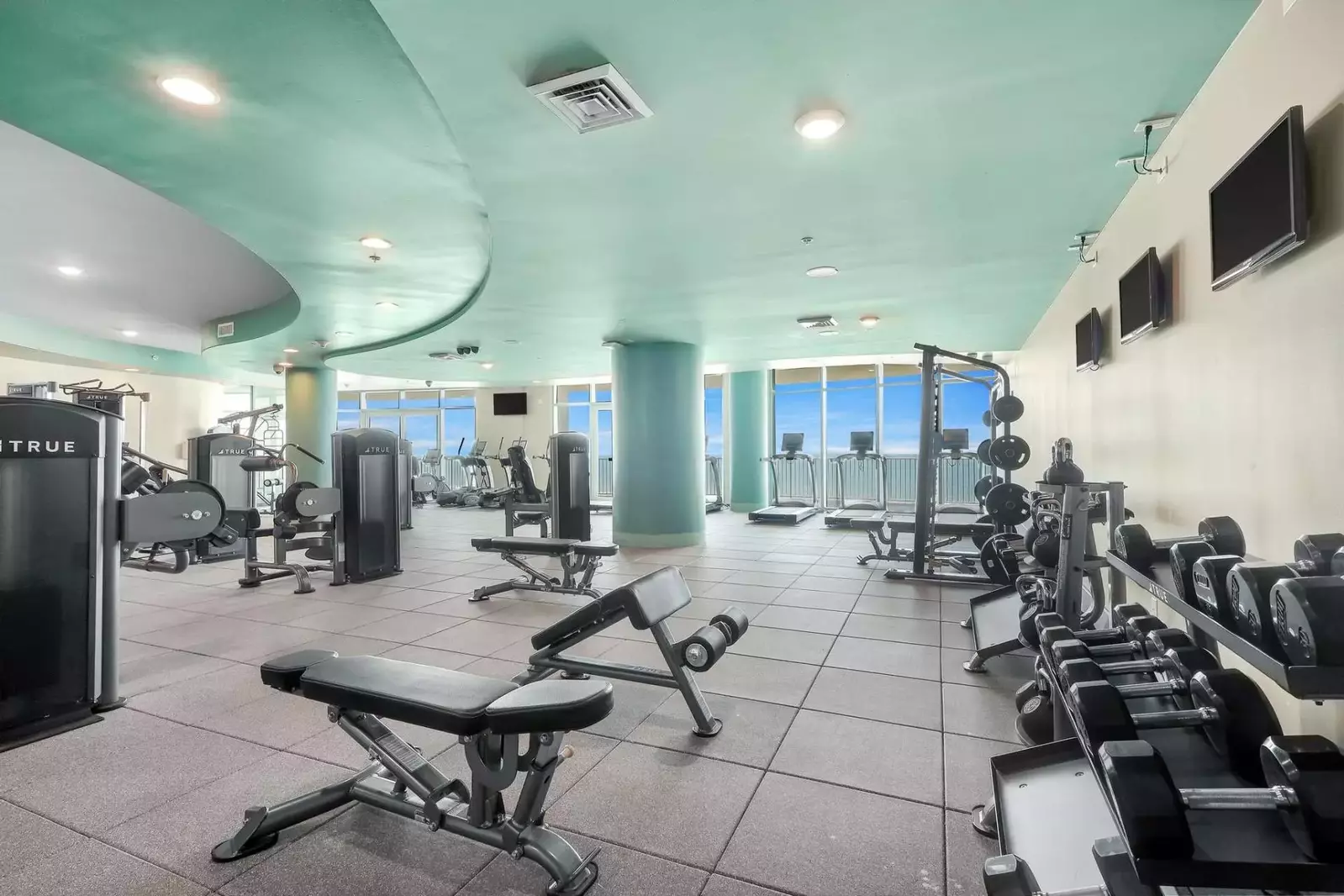 Turquoise Place D2001