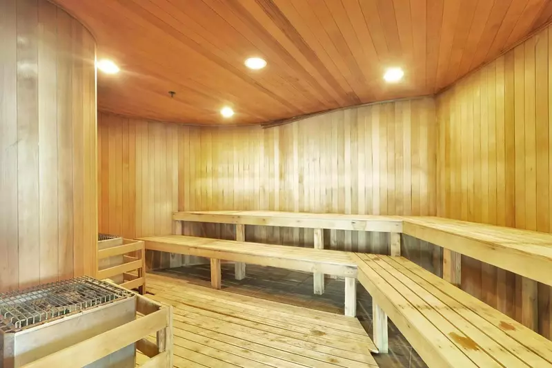 Turquoise Place D2001