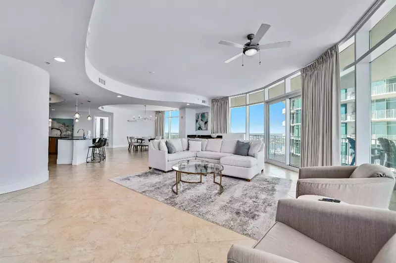 Turquoise Place D2001