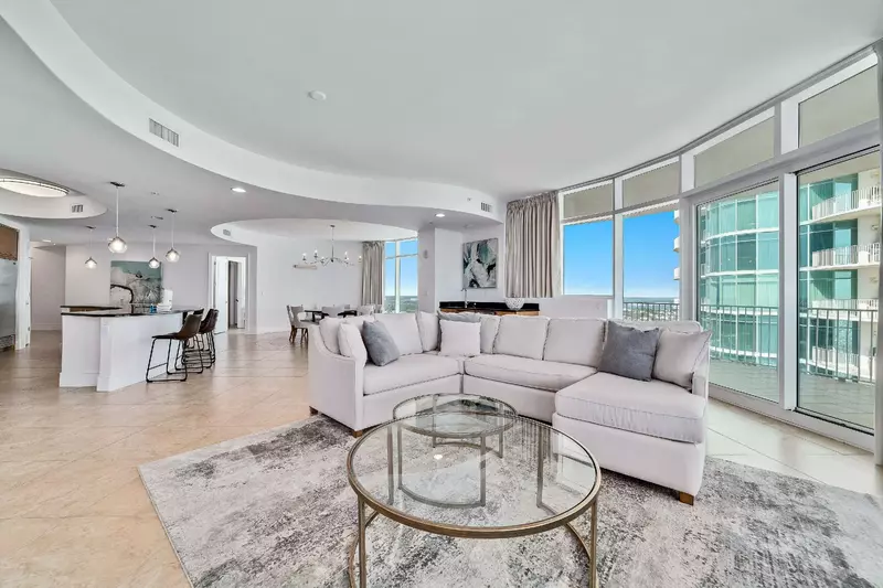 Turquoise Place D2001