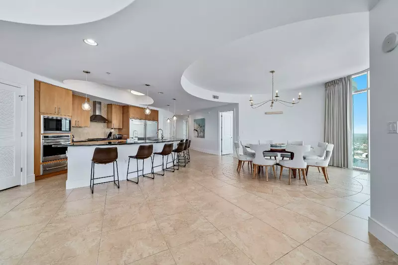 Turquoise Place D2001