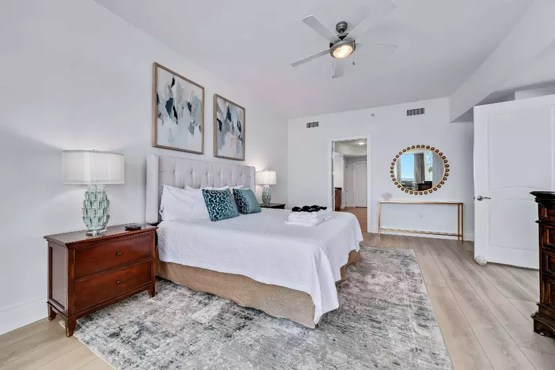 Turquoise Place D2001