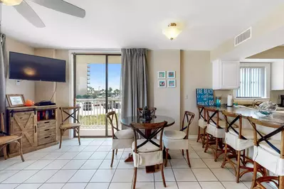 Seaside Beach and Racquet 3201