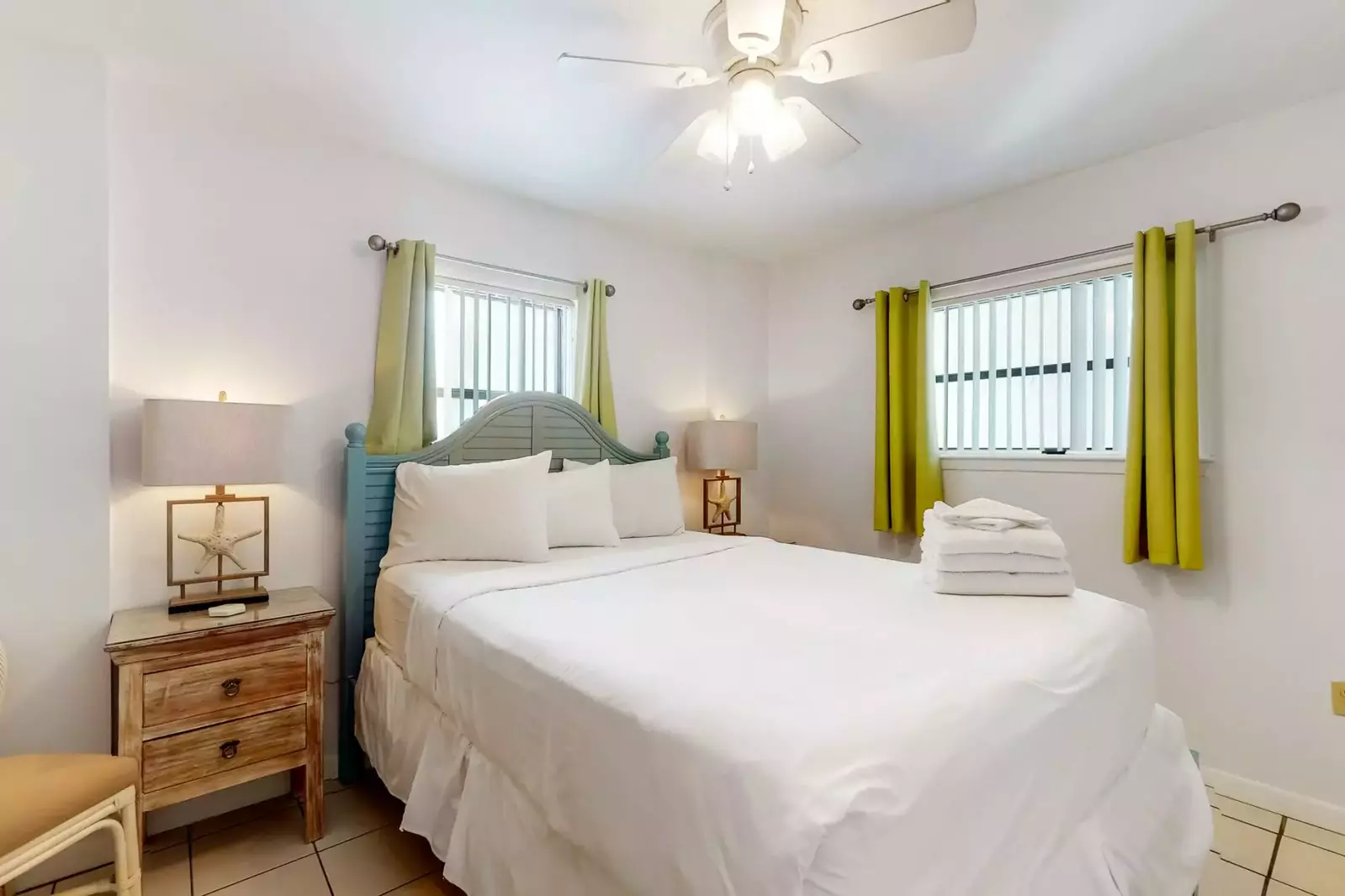 Seaside Beach and Racquet 3201