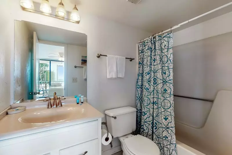 Seaside Beach and Racquet 3201