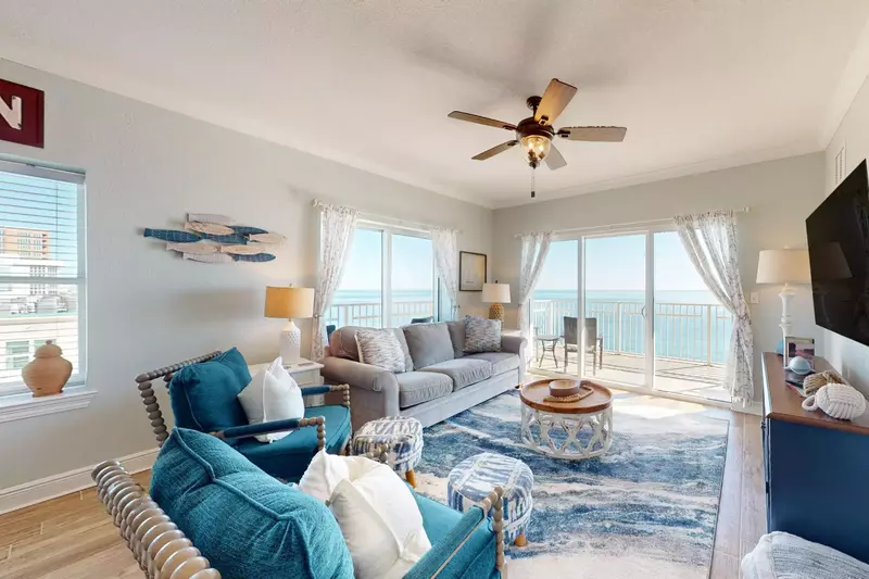 Crystal Shores West 1101