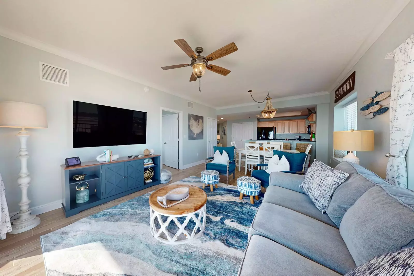 Crystal Shores West 1101