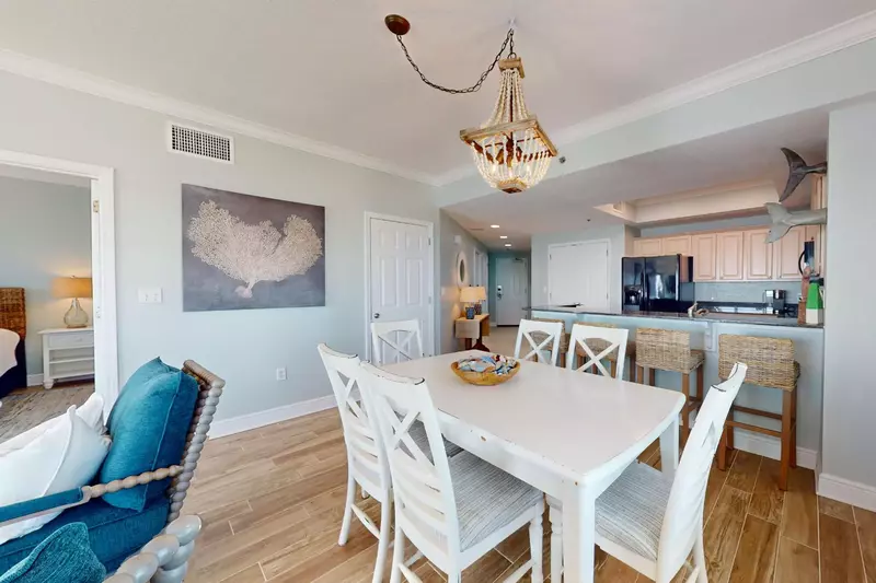 Crystal Shores West 1101