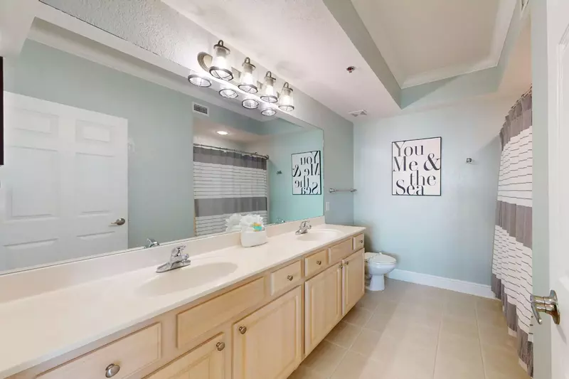 Crystal Shores West 1101