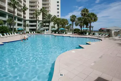 Beach Club A-706