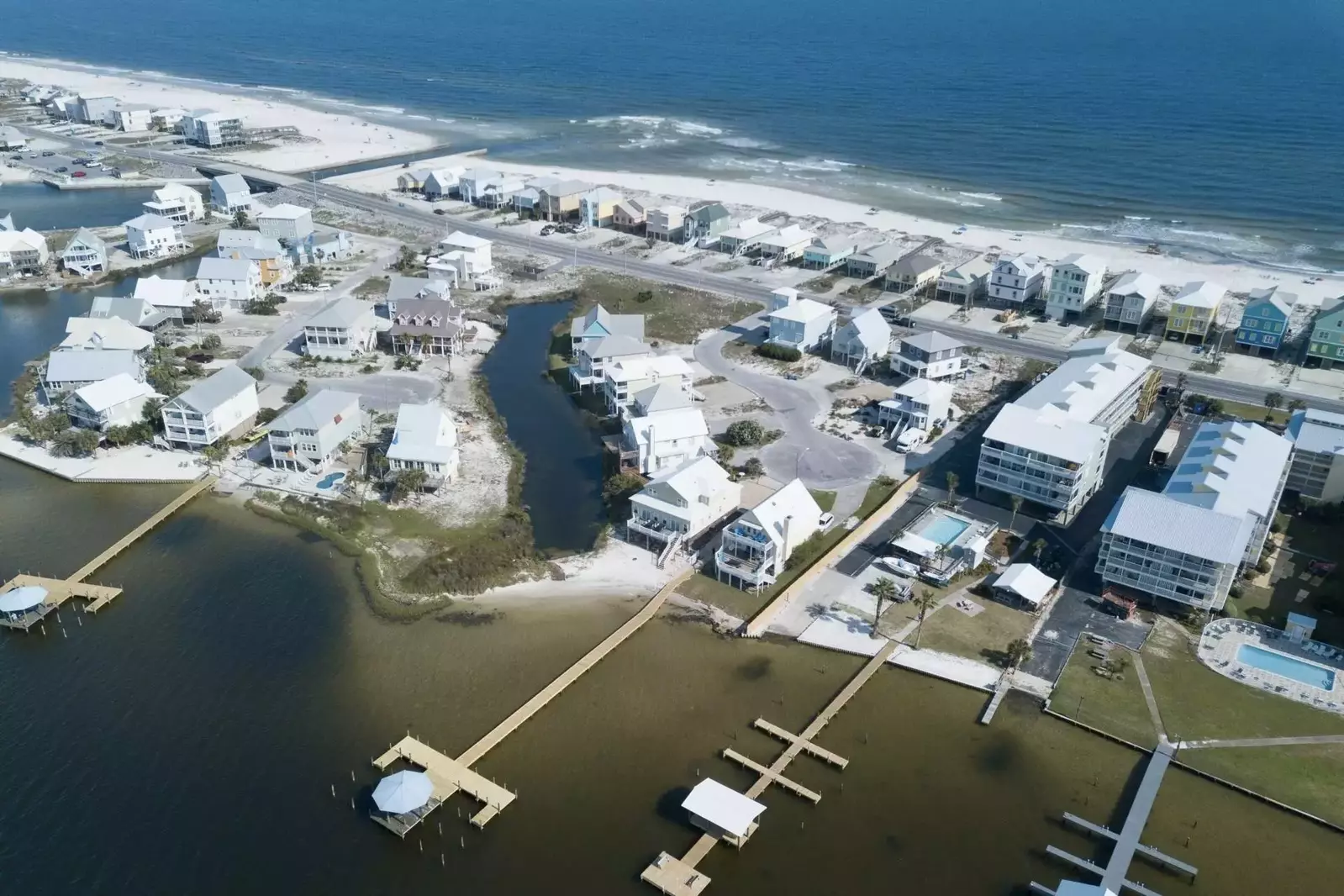 The Lazy Pelican West