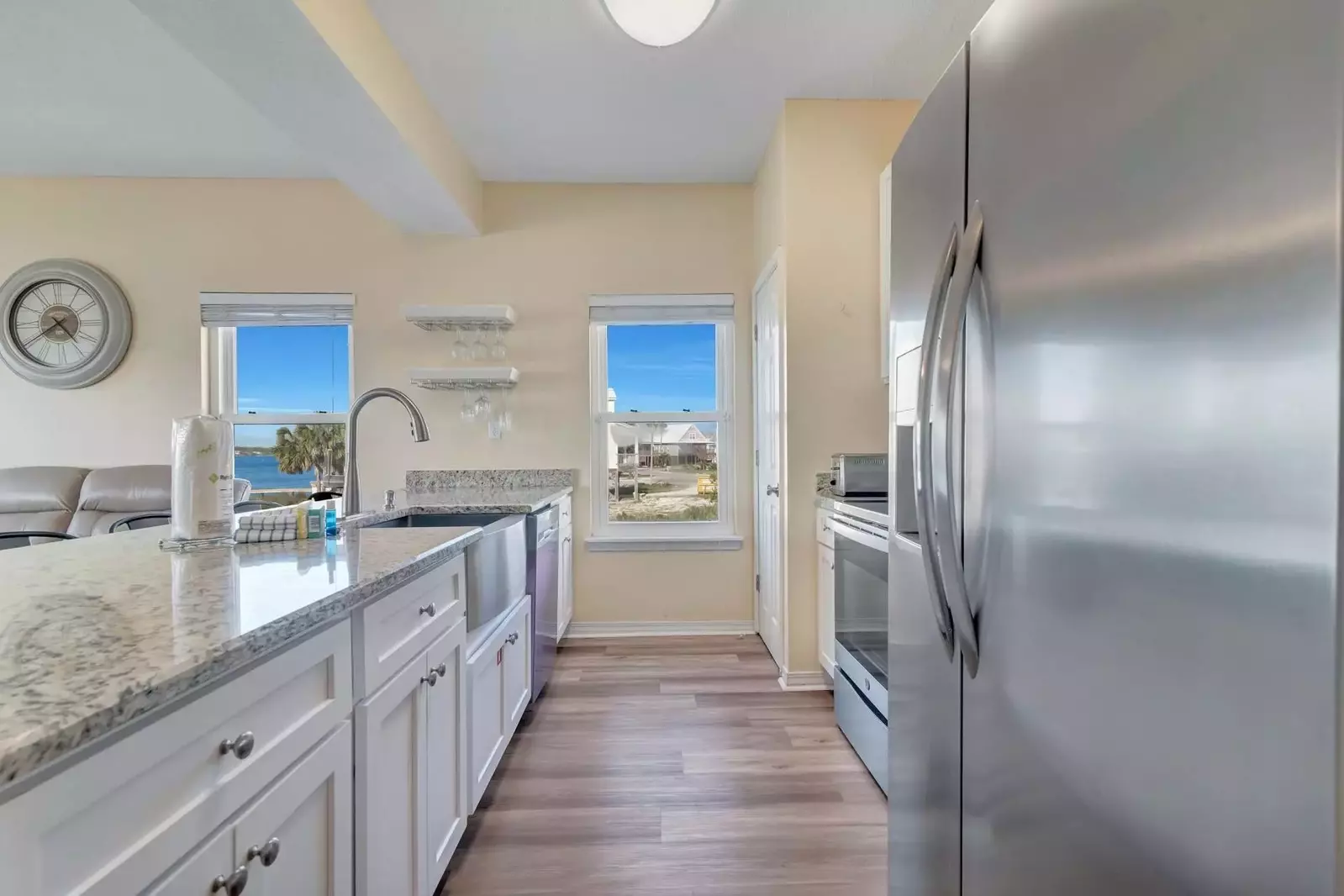 The Lazy Pelican East