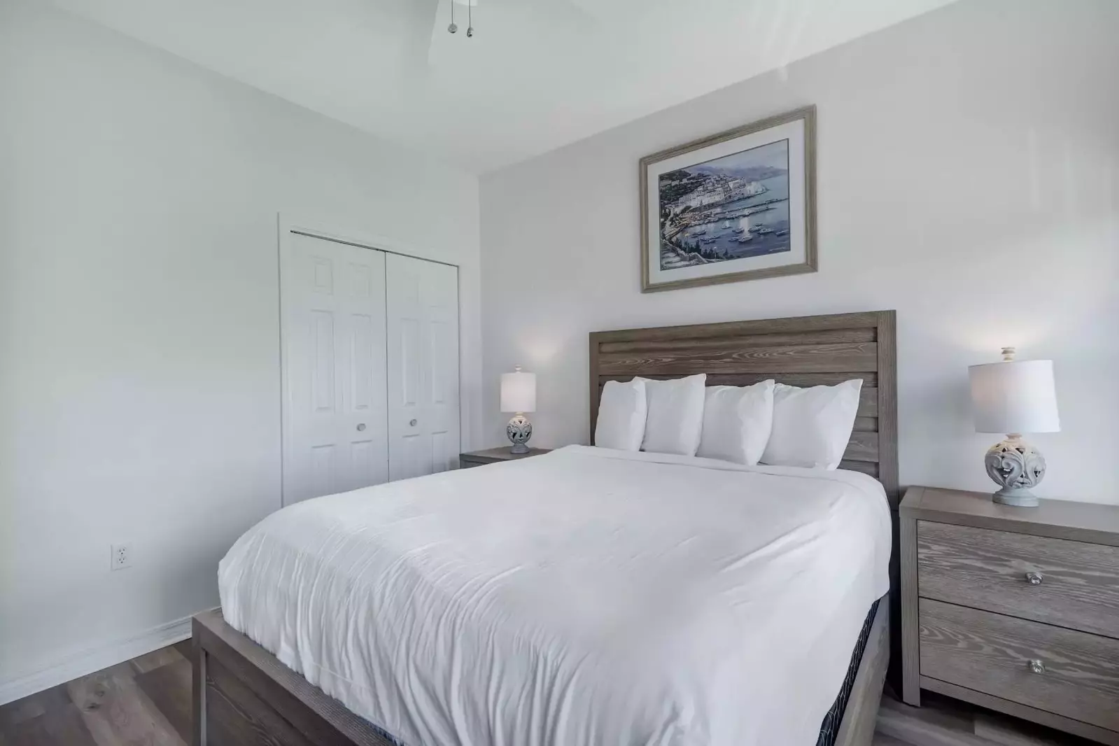 The Lazy Pelican East