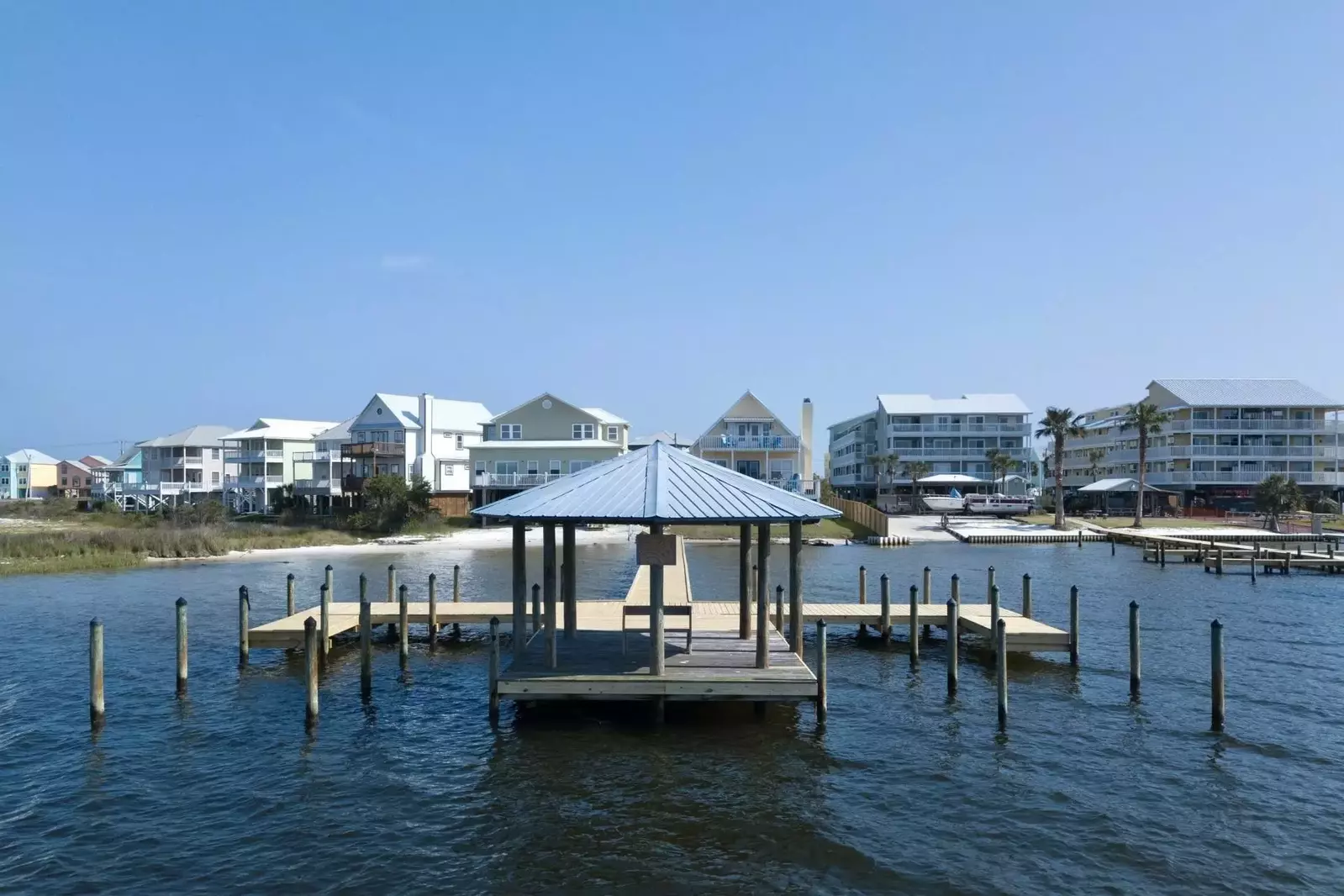 The Lazy Pelican East