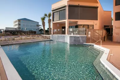 Community pool
