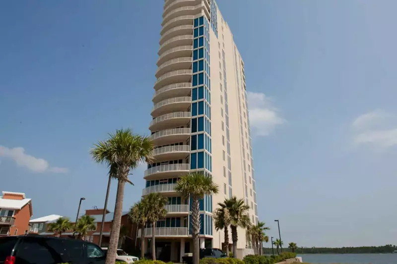 Lagoon Tower