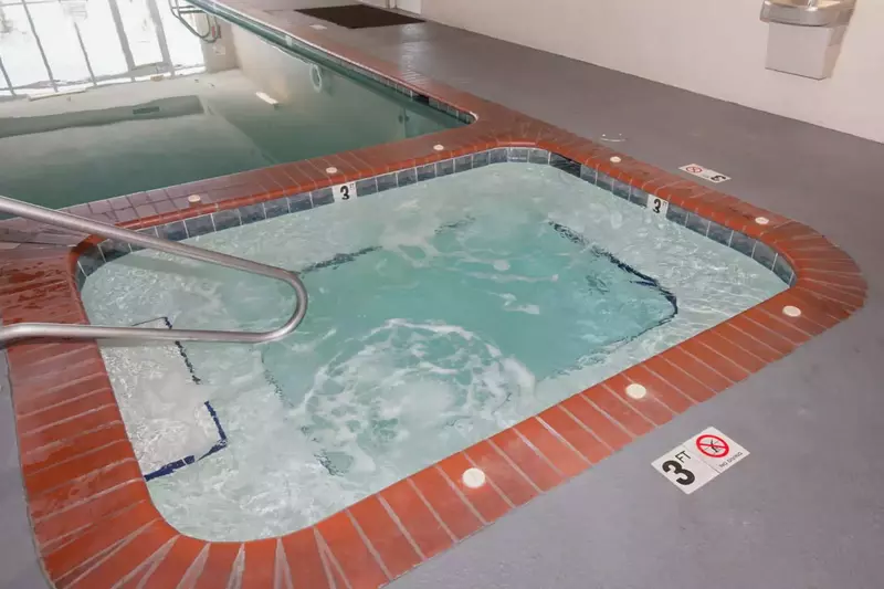 Indoor hot tub