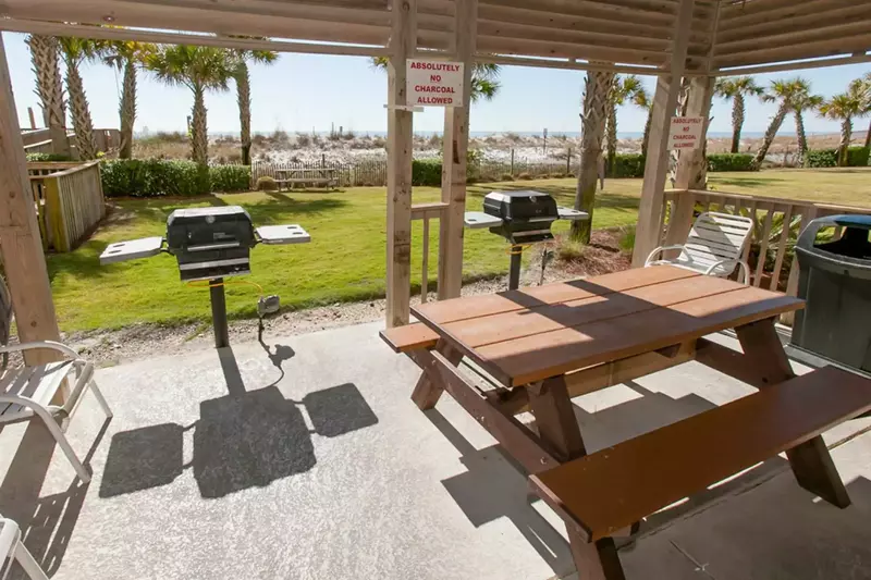 Grill and picnic area