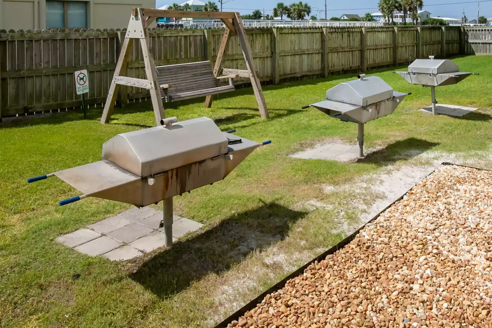 Grill area with swing