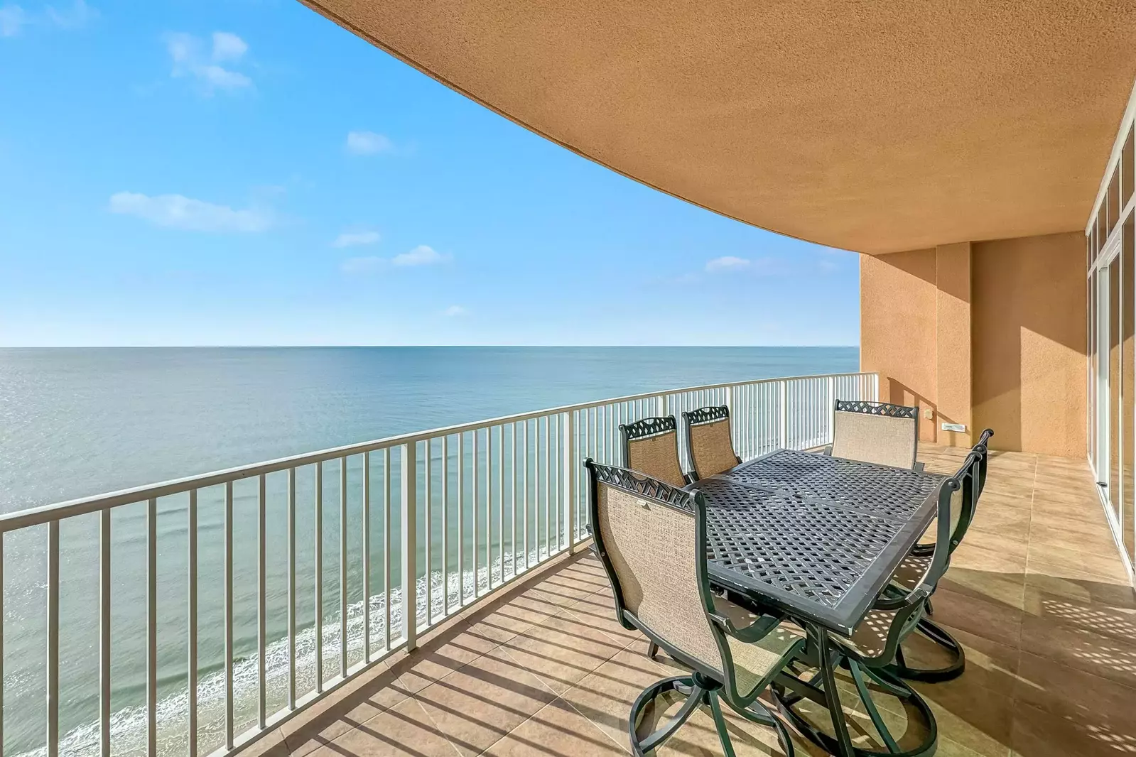 Phoenix Gulf Shores 2102