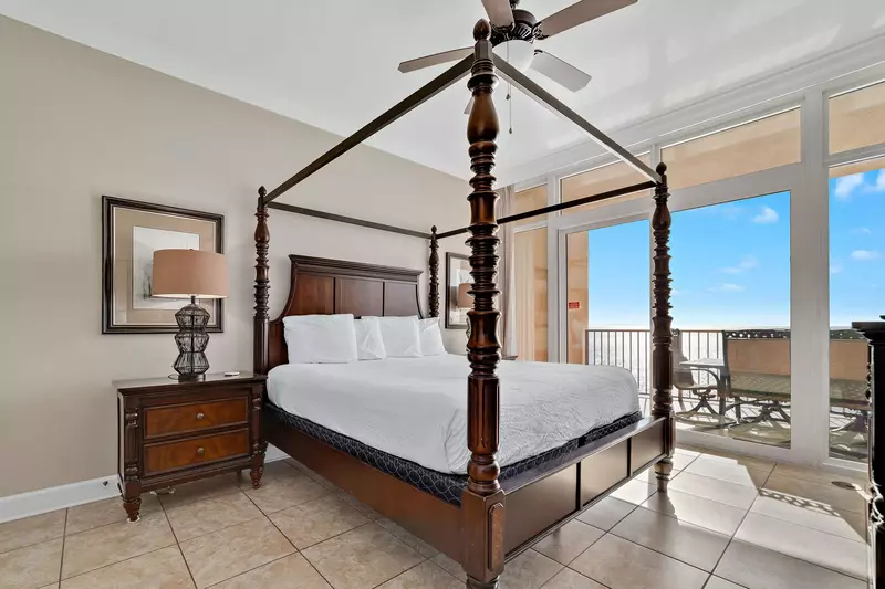 Phoenix Gulf Shores 2102