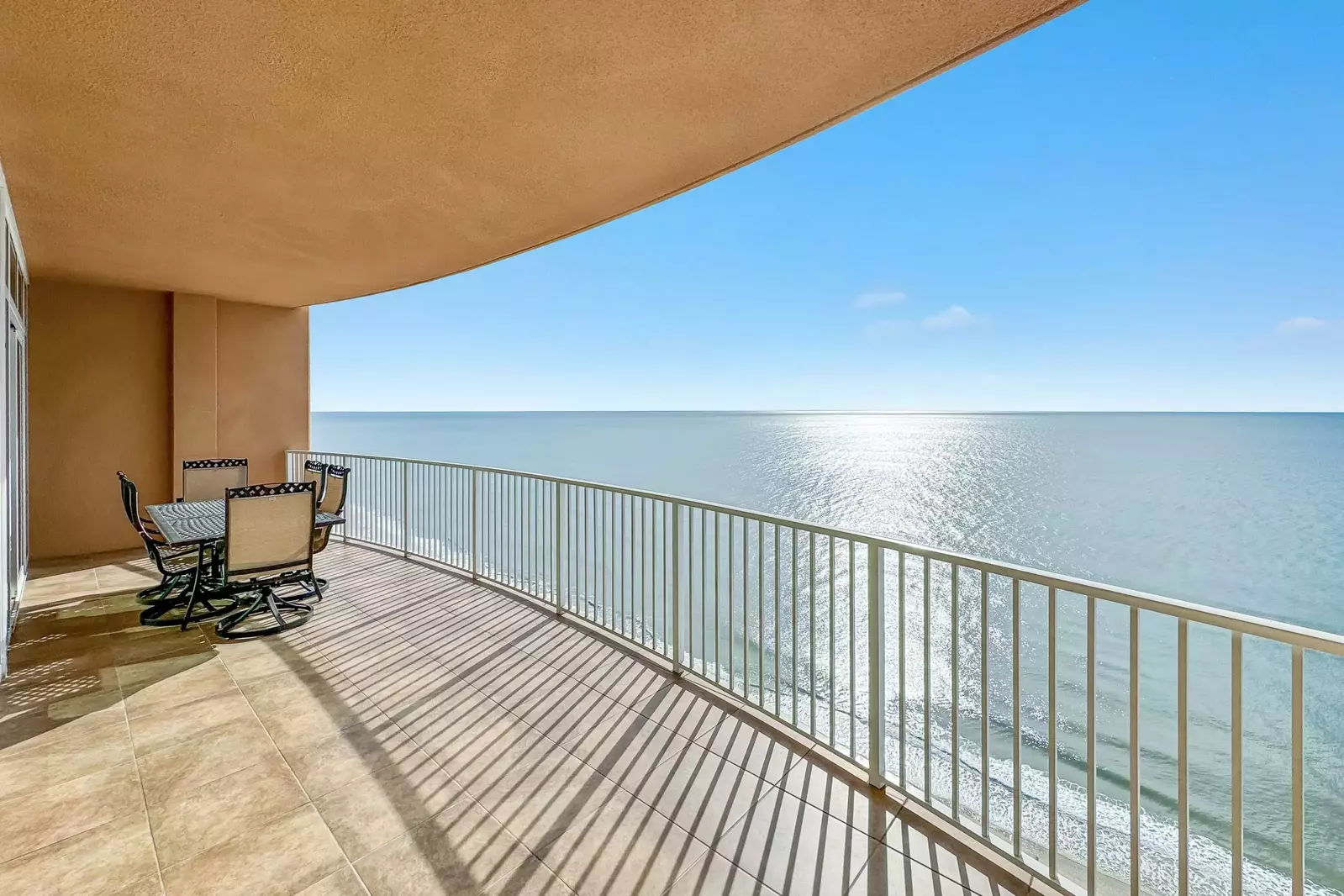 Phoenix Gulf Shores 2102