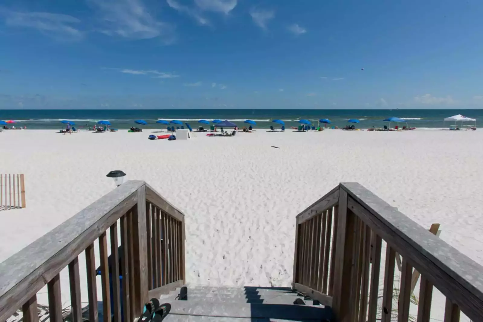 Steps down to beach and Gulf