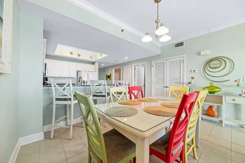 Crystal Shores West 605