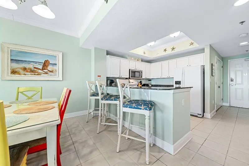 Crystal Shores West 605