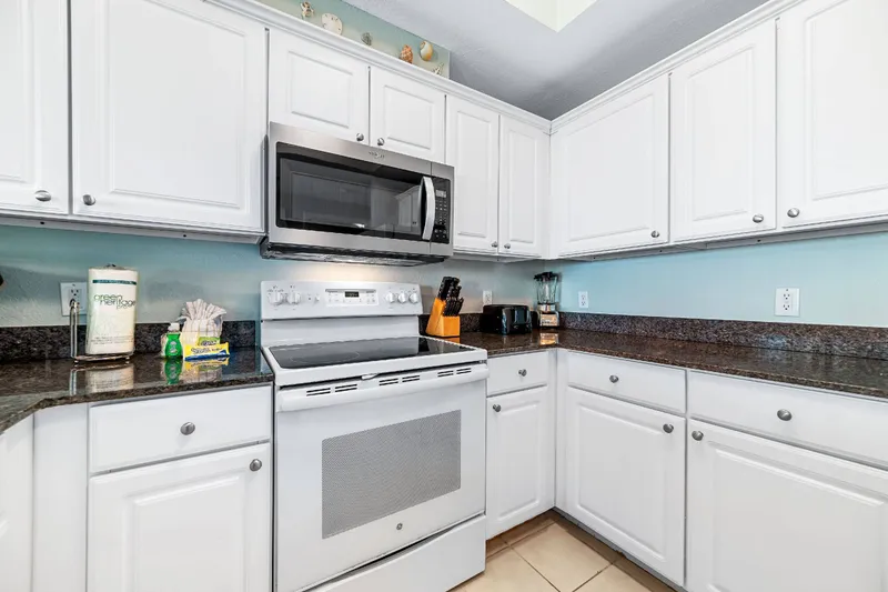 Crystal Shores West 605