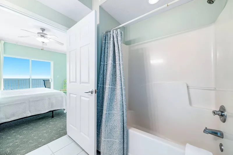 Crystal Shores West 605