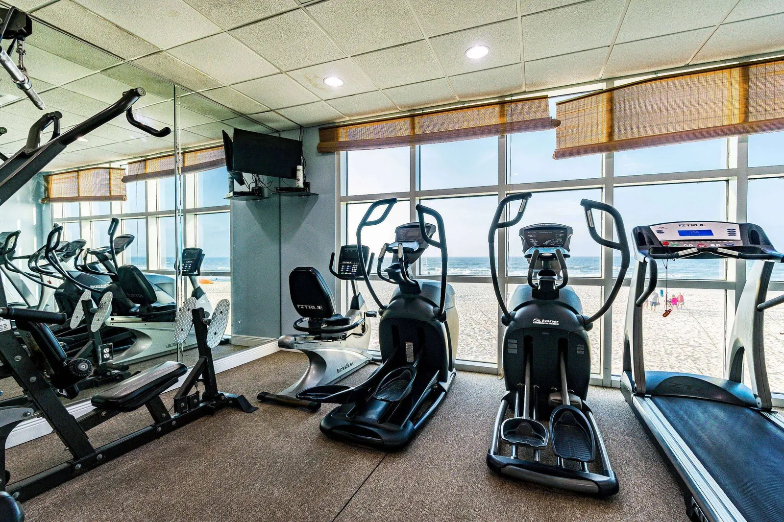 Crystal Shores West 1101