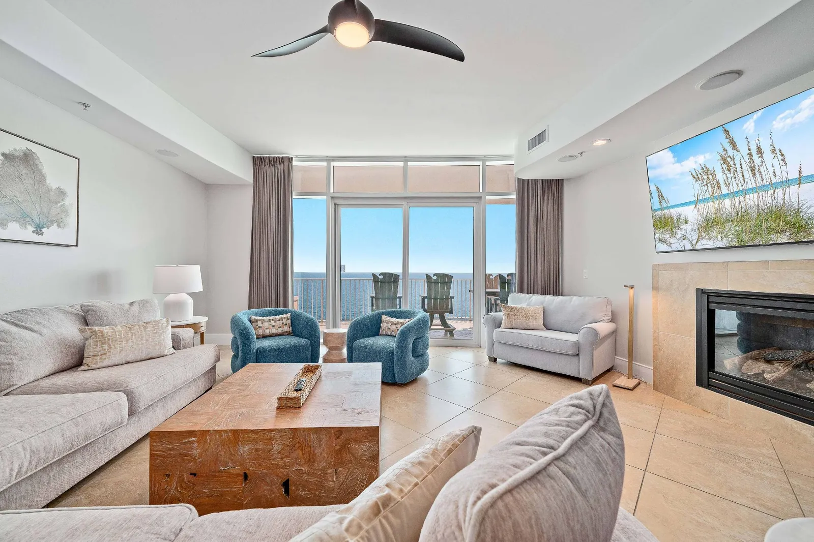 Turquoise Place C1507