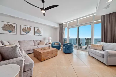 Turquoise Place C1507