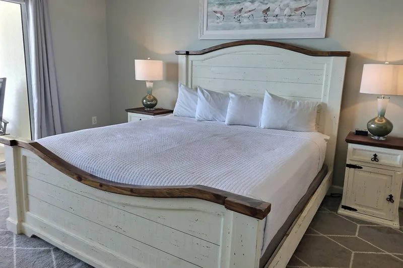 Admirals Quarters 1504