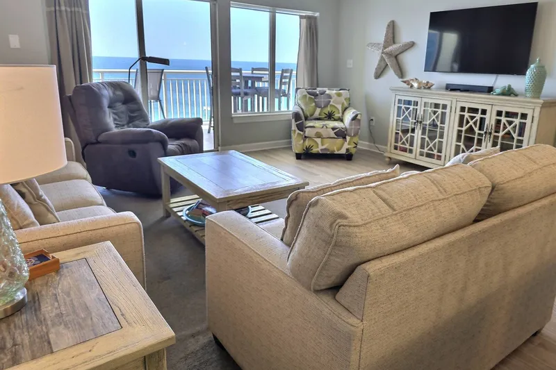 Admirals Quarters 1504