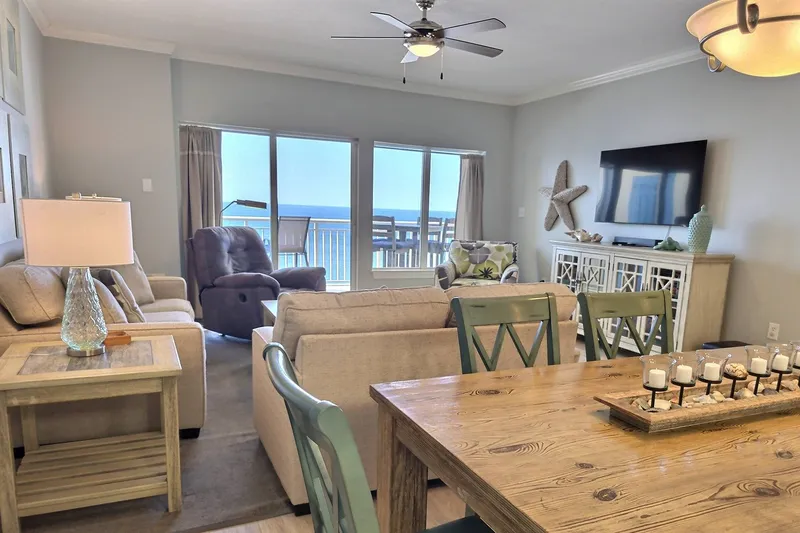 Admirals Quarters 1504