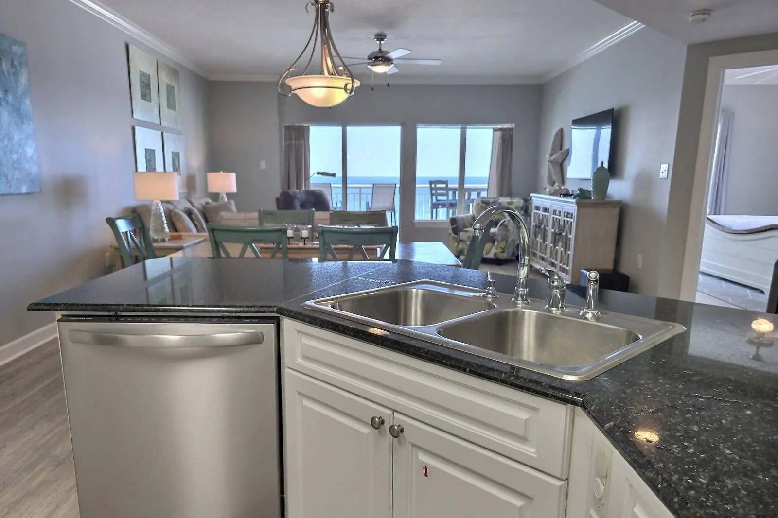 Admirals Quarters 1504