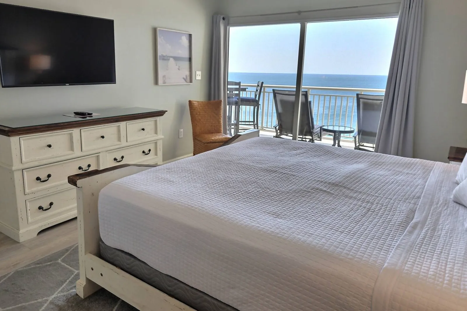 Admirals Quarters 1504