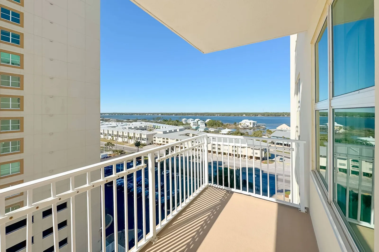 Crystal Shores 1007