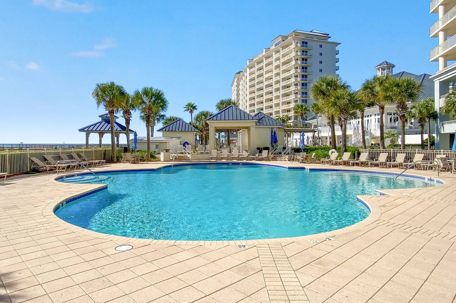 Beach Club C-103