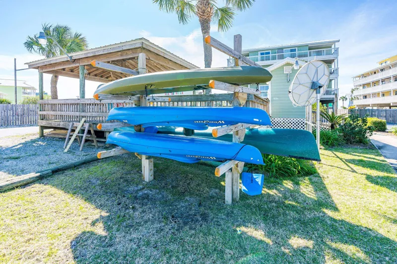 Lagoon Landing 301