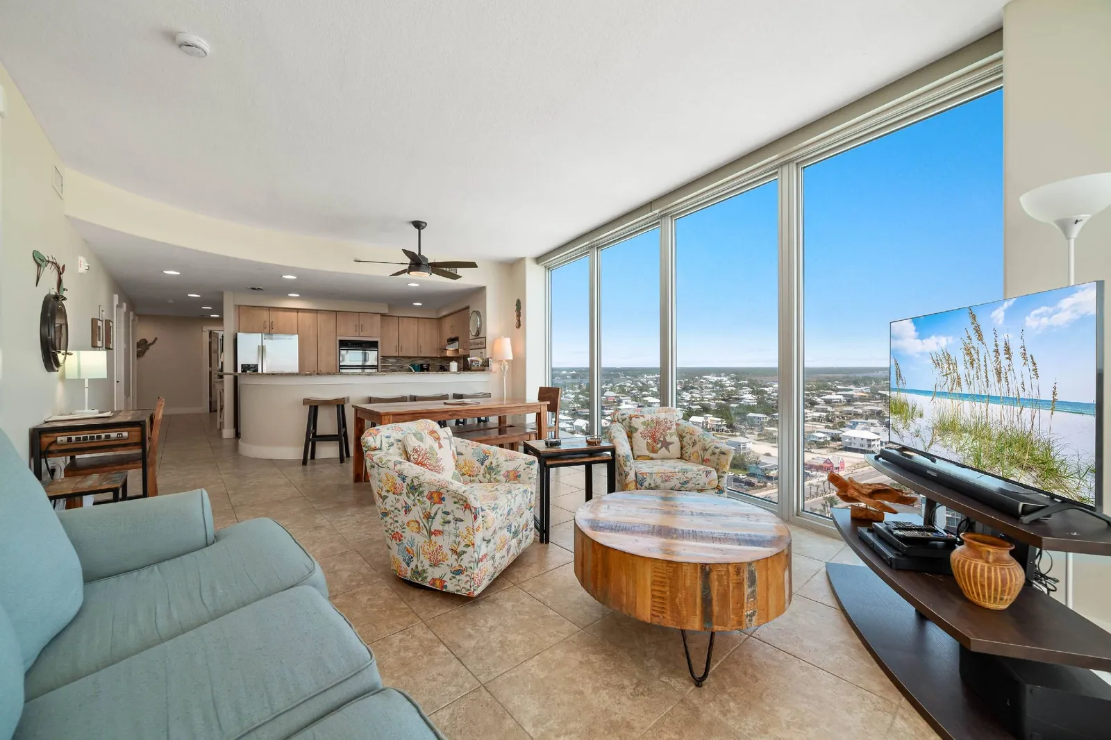 Island Tower 1701