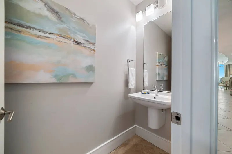 Turquoise Place C2007