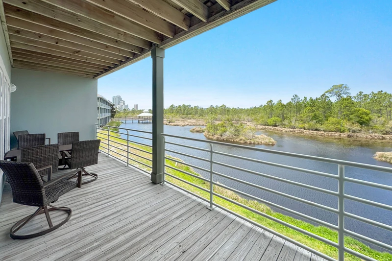 Romar Lakes 202A